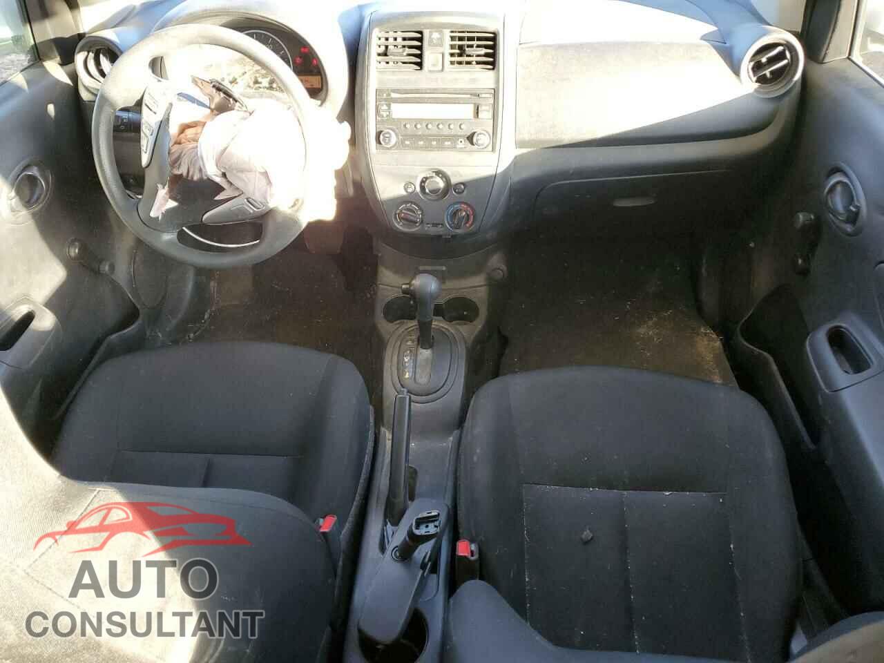 NISSAN VERSA 2017 - 3N1CN7AP5HL852929
