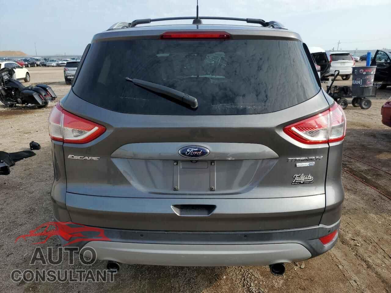 FORD ESCAPE 2013 - 1FMCU9J96DUB15702