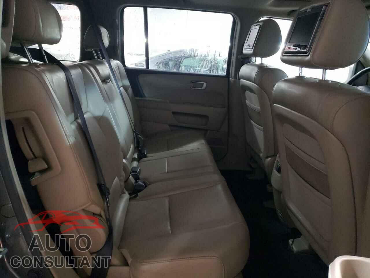 HONDA PILOT 2009 - 5FNYF48599B023395