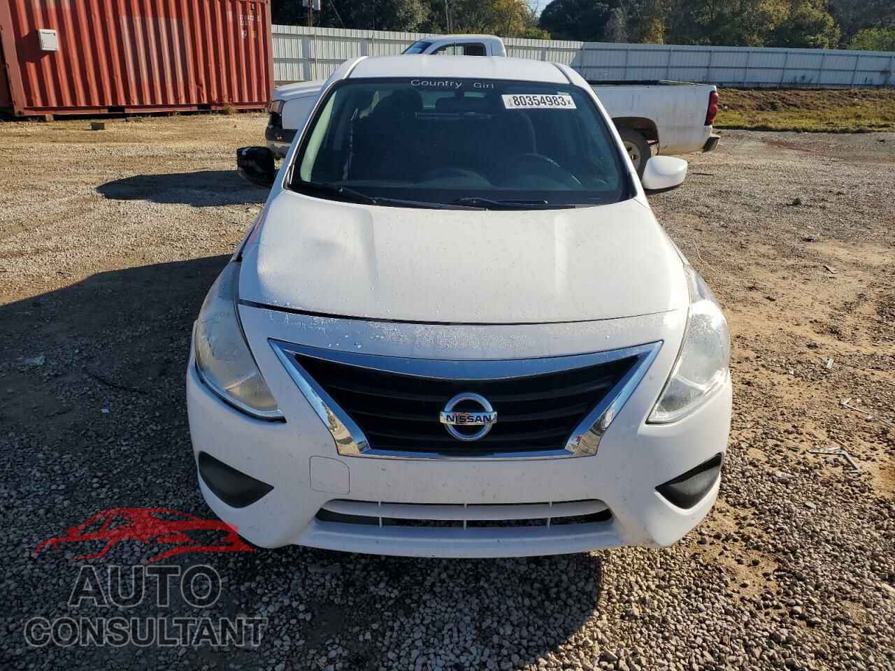NISSAN VERSA 2017 - 3N1CN7AP4HL808260