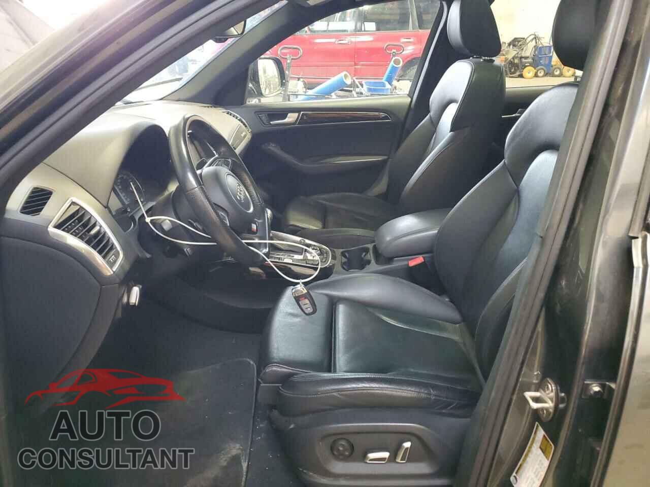 AUDI Q5 2017 - WA1M2AFP2HA100929