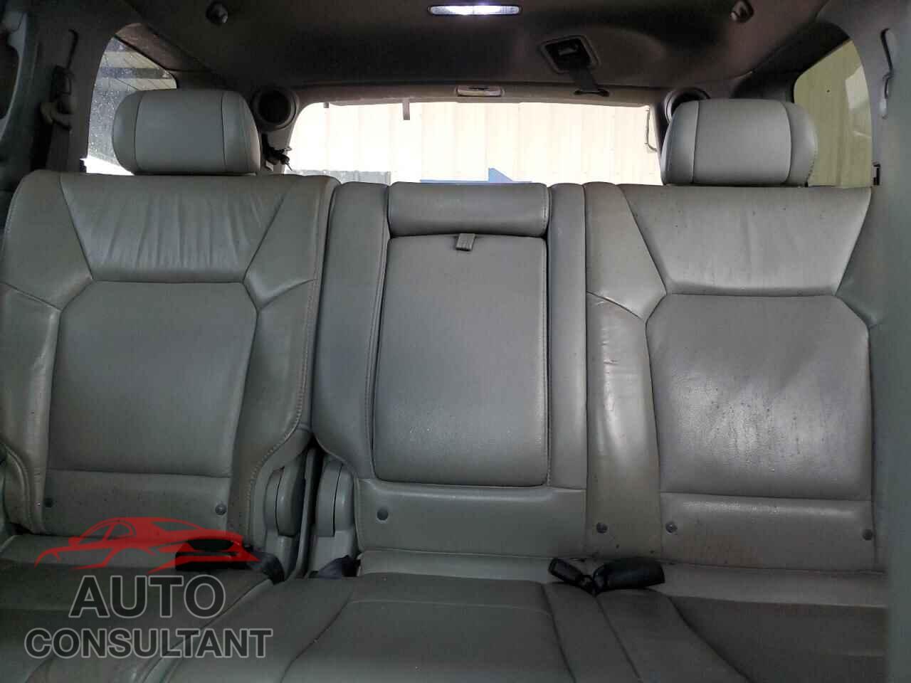 HONDA PILOT 2011 - 5FNYF3H90BB029461