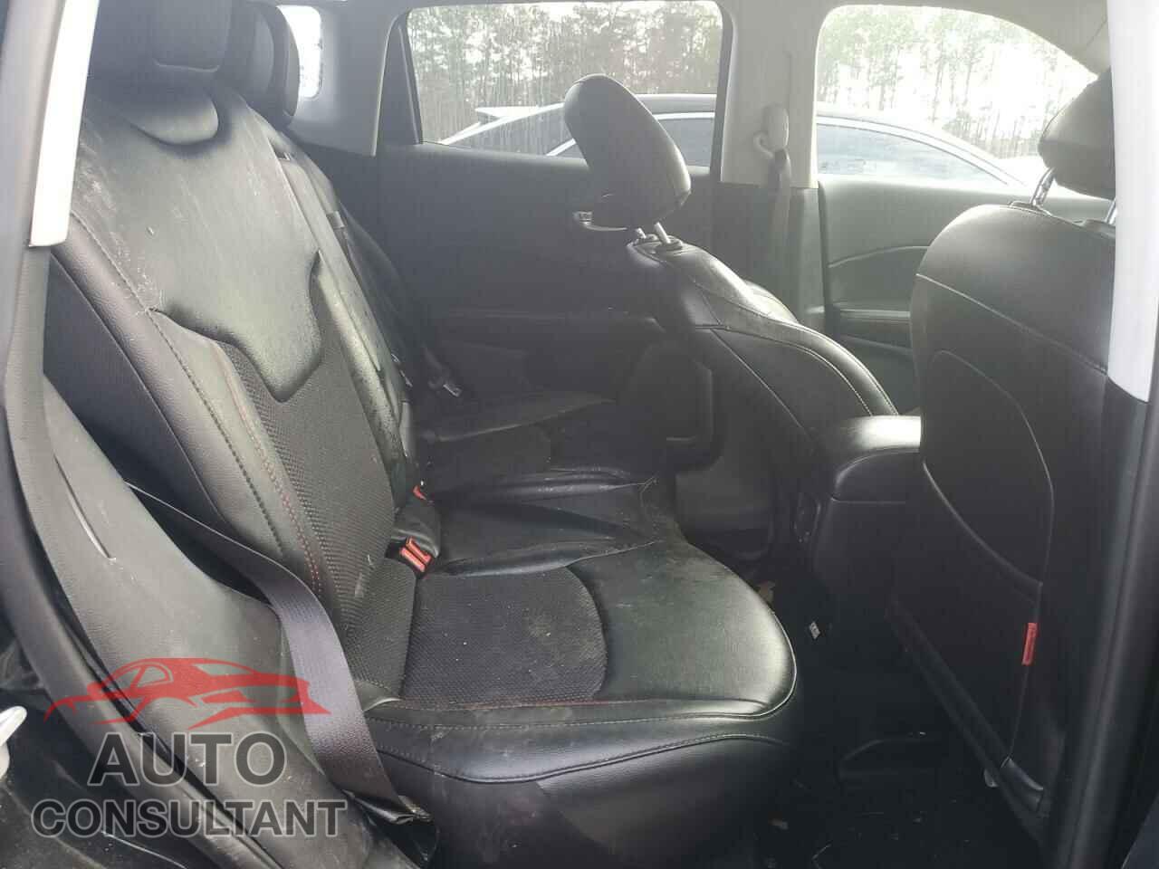 JEEP COMPASS 2020 - 3C4NJDDB0LT196213