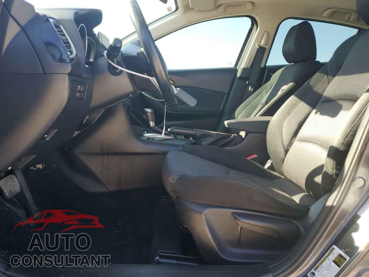 MAZDA 3 2016 - 3MZBM1V73GM270532
