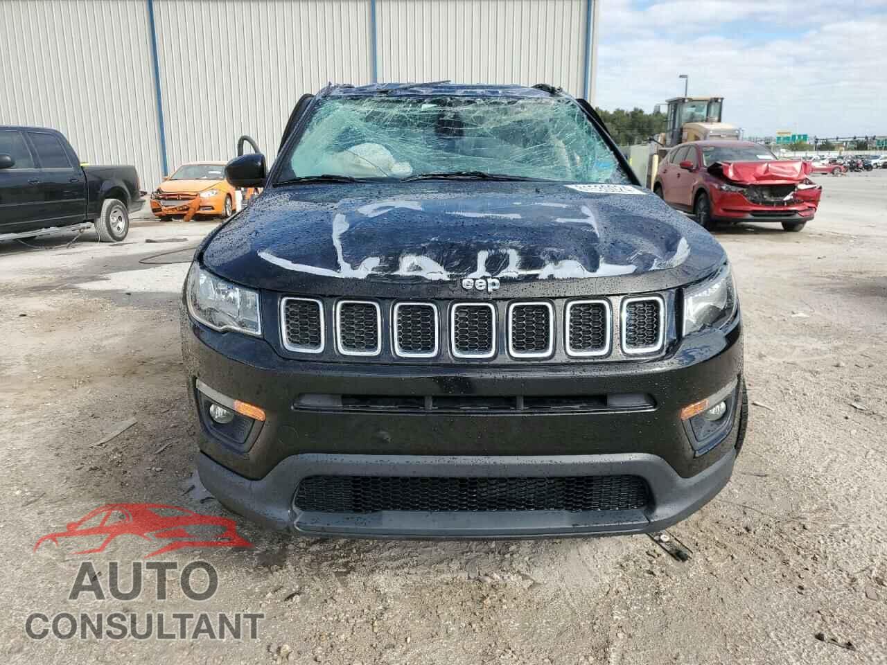 JEEP COMPASS 2018 - 3C4NJCBB6JT108579