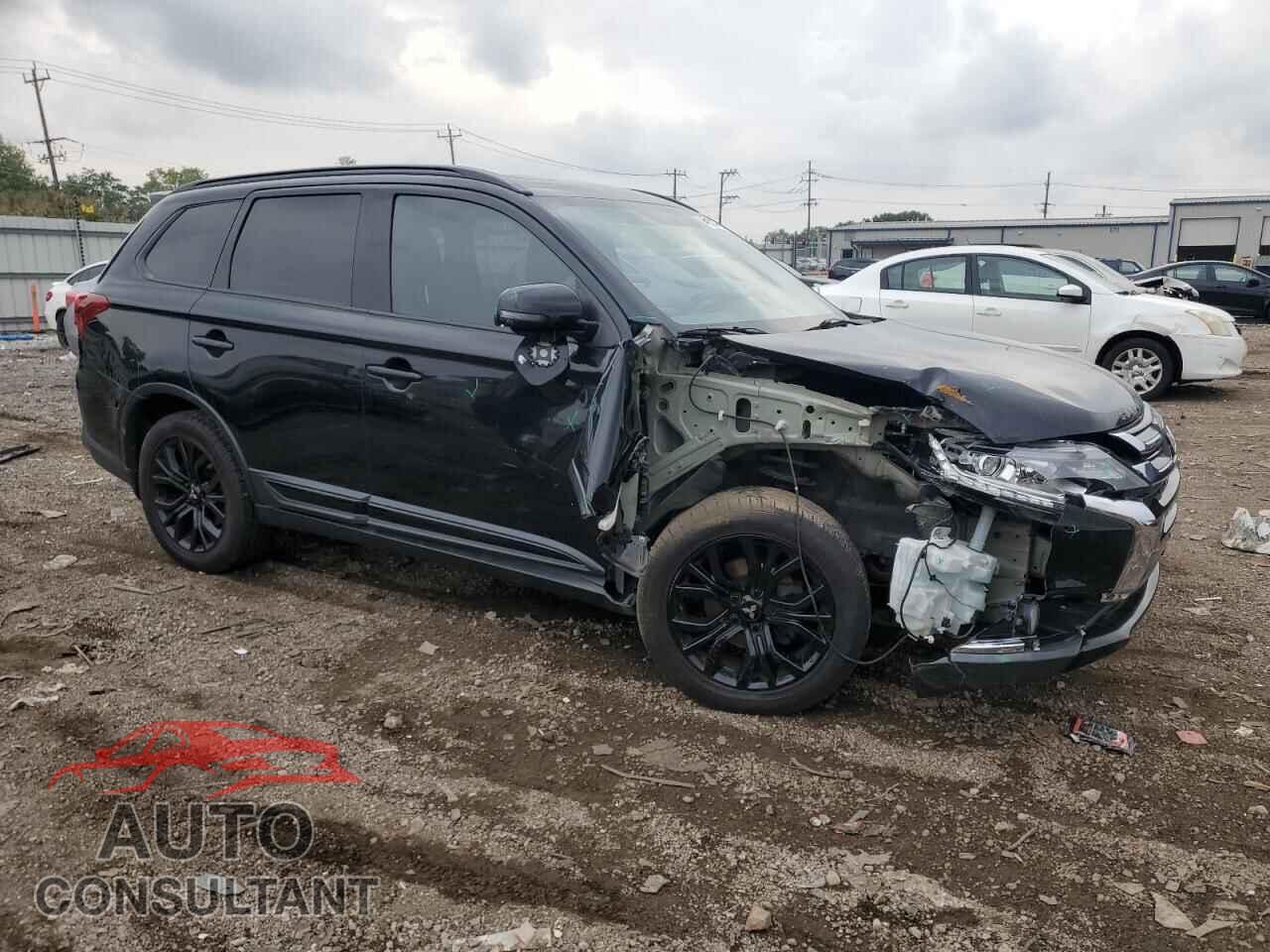MITSUBISHI OUTLANDER 2018 - JA4AD3A36JZ018979