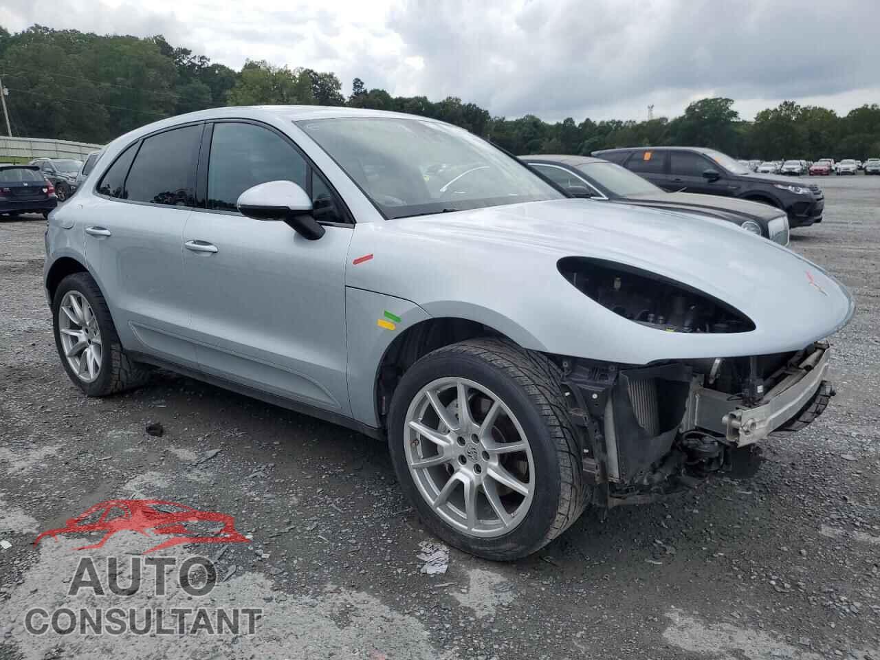 PORSCHE MACAN 2016 - WP1AB2A53GLB47733