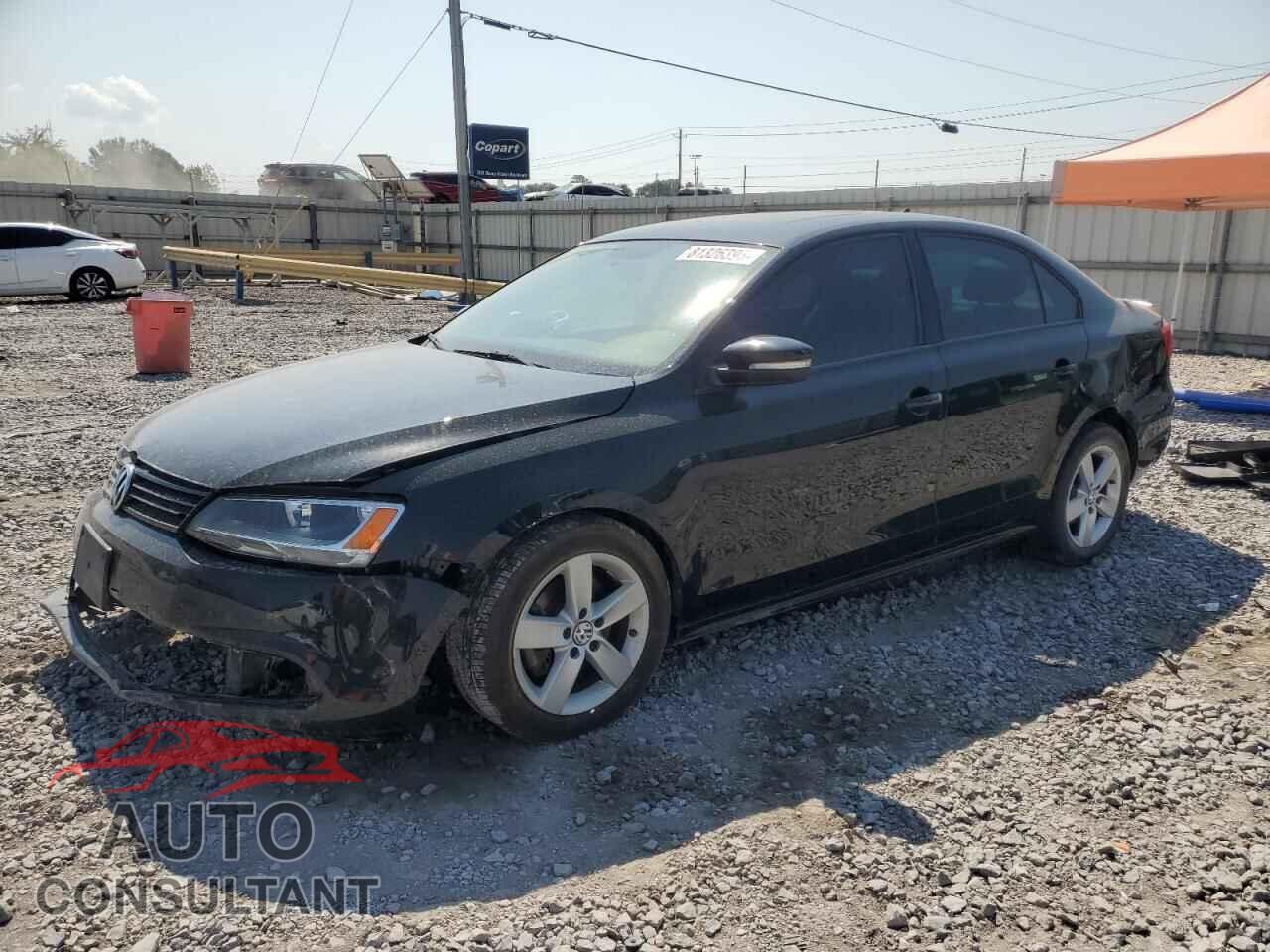 VOLKSWAGEN JETTA 2011 - 3VWLL7AJ8BM108321