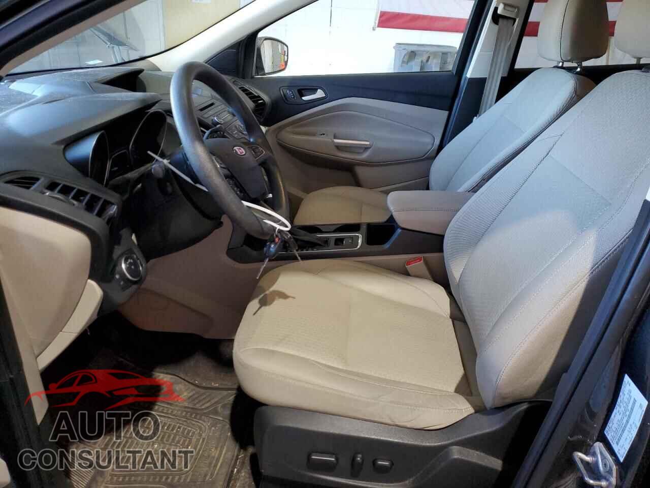 FORD ESCAPE 2017 - 1FMCU9GDXHUE20380