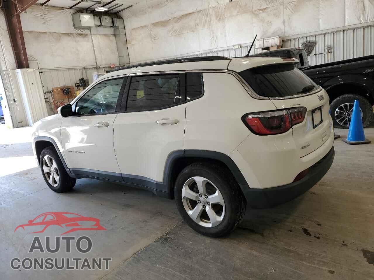 JEEP COMPASS 2018 - 3C4NJDBBXJT161274