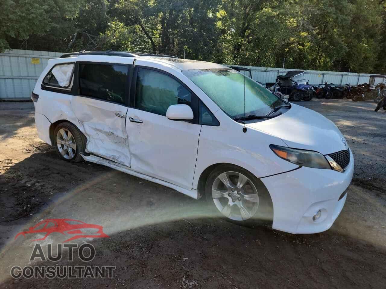 TOYOTA SIENNA 2013 - 5TDXK3DC8DS362398