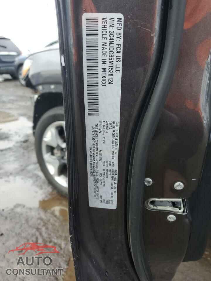JEEP COMPASS 2021 - 3C4NJDCB5MT526124