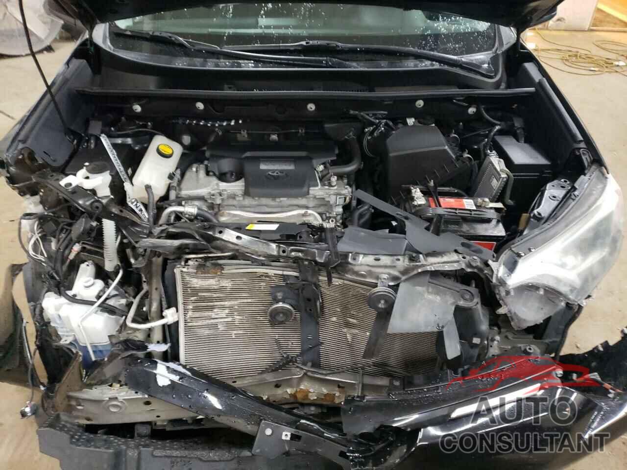 TOYOTA RAV4 2018 - 2T3BFREV2JW727783