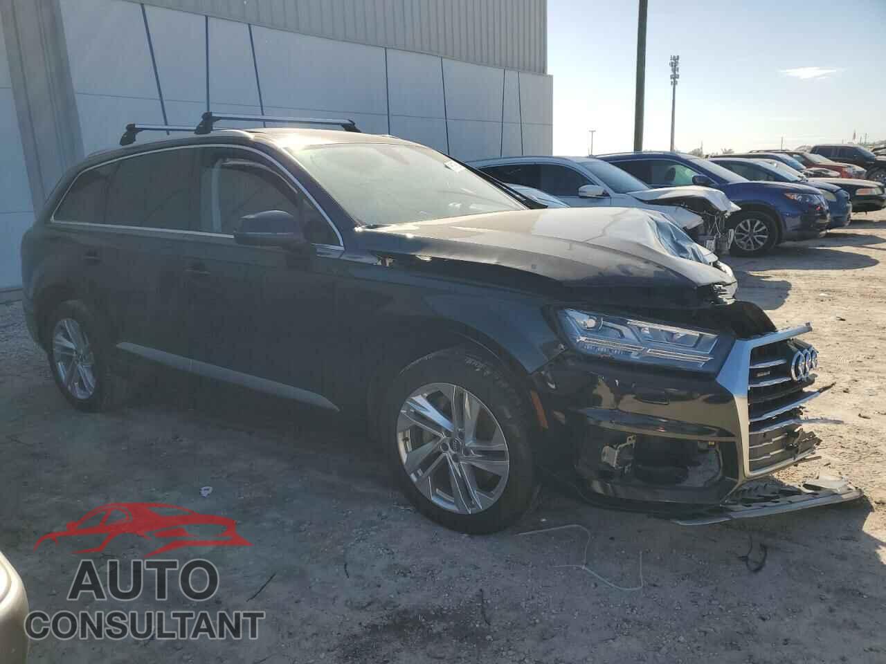 AUDI Q7 2018 - WA1LABF72JD017445