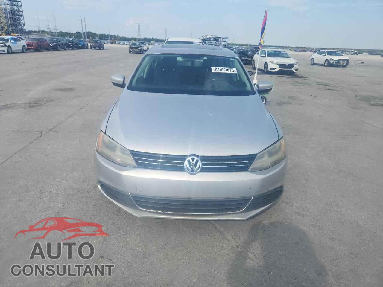 VOLKSWAGEN JETTA 2013 - 3VWLL7AJ8DM430475