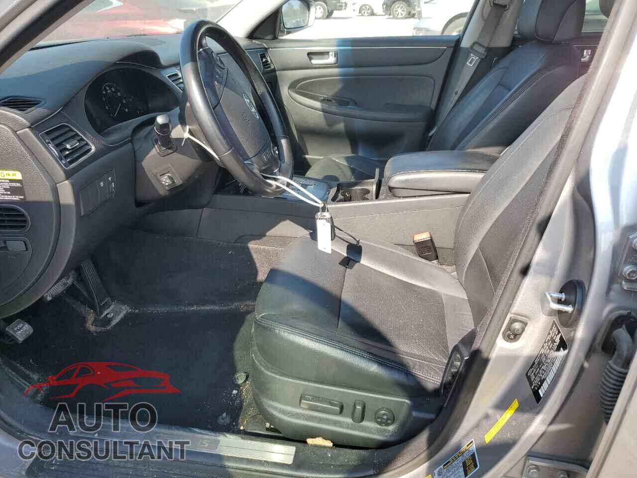 HYUNDAI GENESIS 2012 - KMHGC4DD2CU157418
