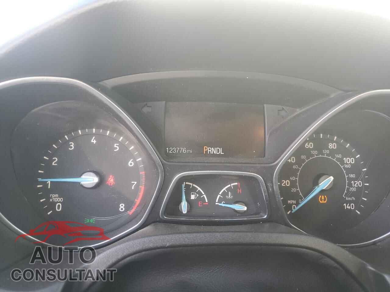 FORD FOCUS 2015 - 1FADP3F2XFL289456