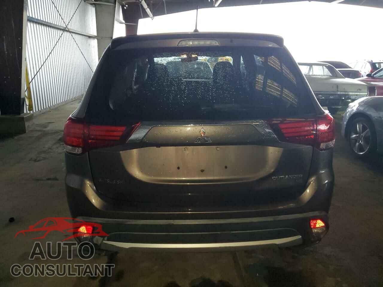 MITSUBISHI OUTLANDER 2016 - JA4AD3A35GZ007612