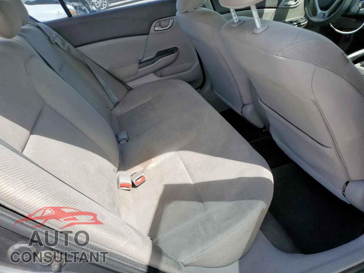 HONDA CIVIC 2012 - 2HGFB2F50CH561531