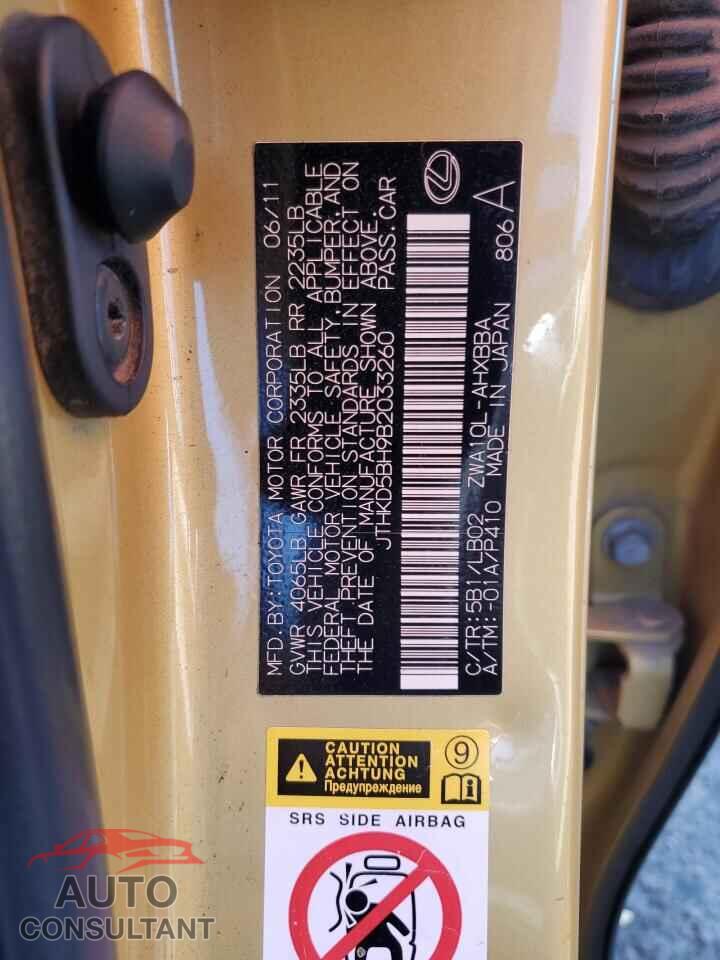 LEXUS CT 200 2011 - JTHKD5BH9B2033260