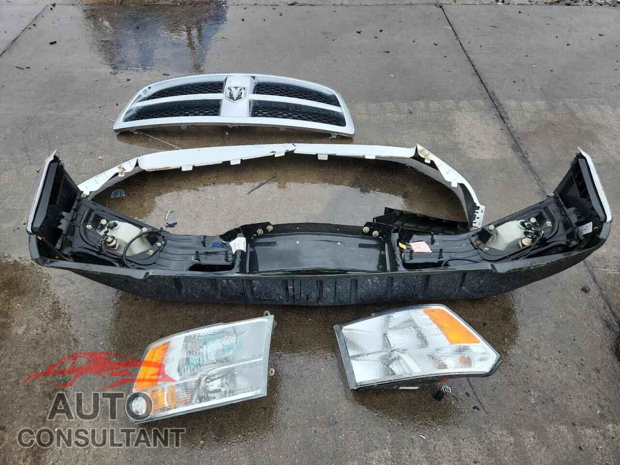 DODGE RAM 1500 2012 - 1C6RD7LT0CS324625