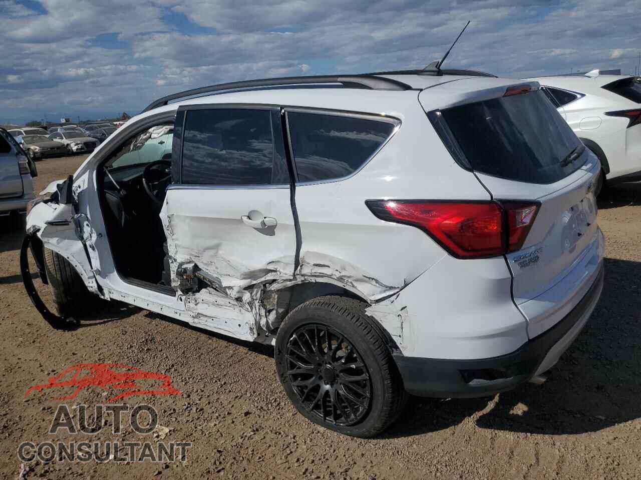 FORD ESCAPE 2019 - 1FMCU9HD8KUB86326