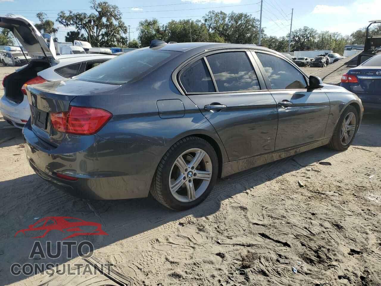 BMW 3 SERIES 2014 - WBA3A5C55EF605938