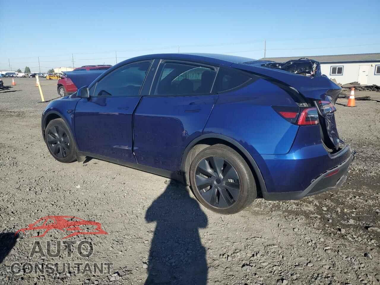 TESLA MODEL Y 2024 - 7SAYGDEE3RF130866