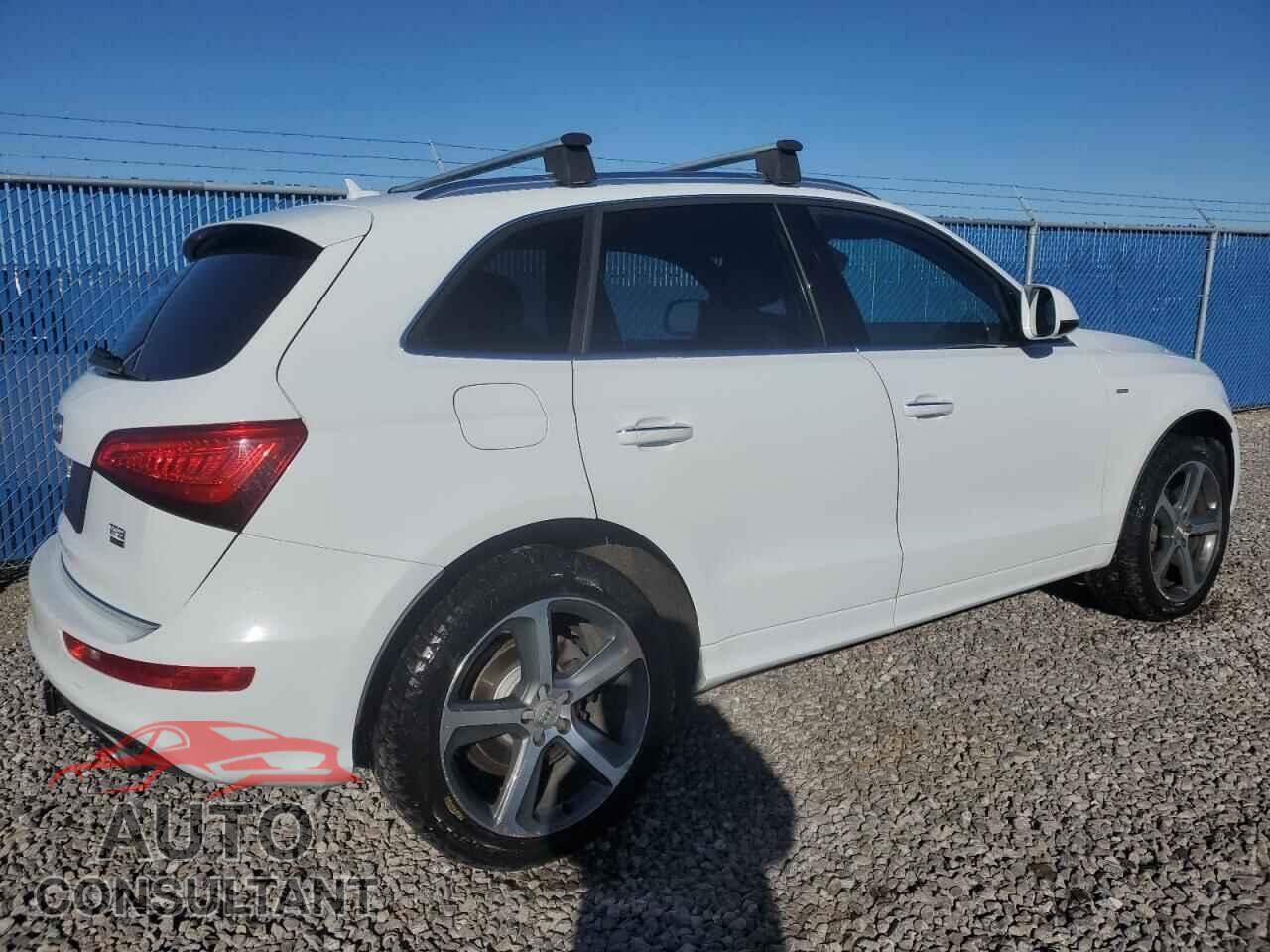 AUDI Q5 2016 - WA1W2AFP2GA114935