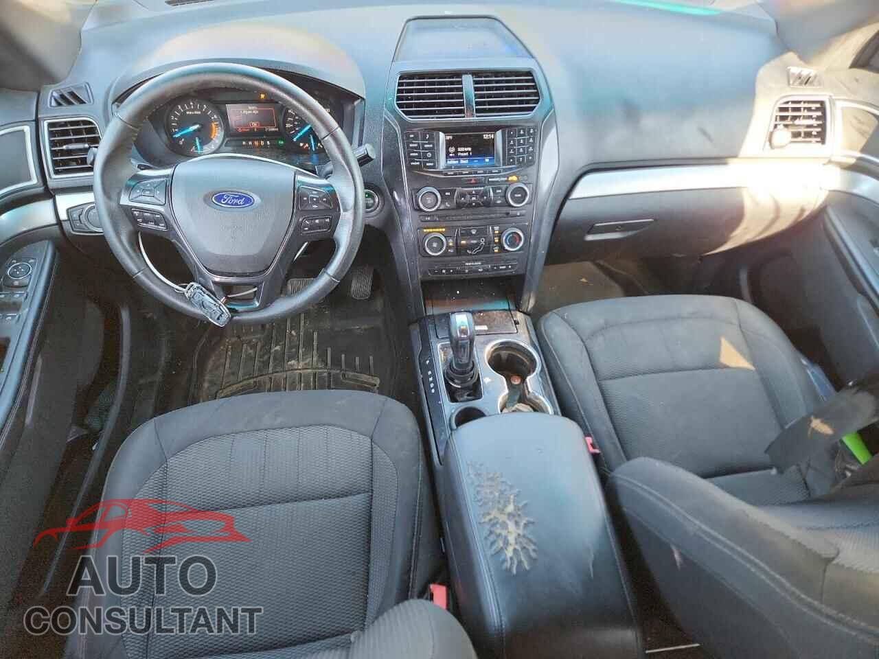 FORD EXPLORER 2017 - 1FM5K7D82HGA63060