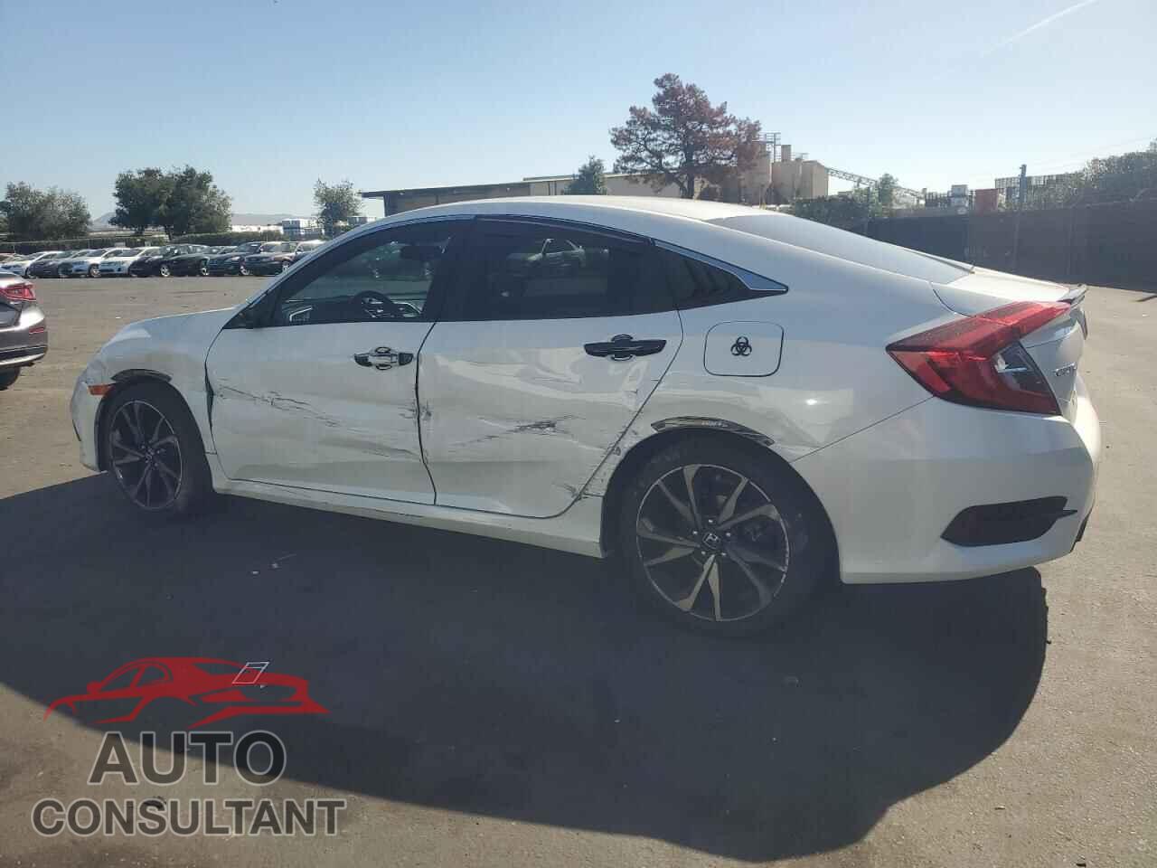 HONDA CIVIC 2019 - 2HGFC2F85KH558324