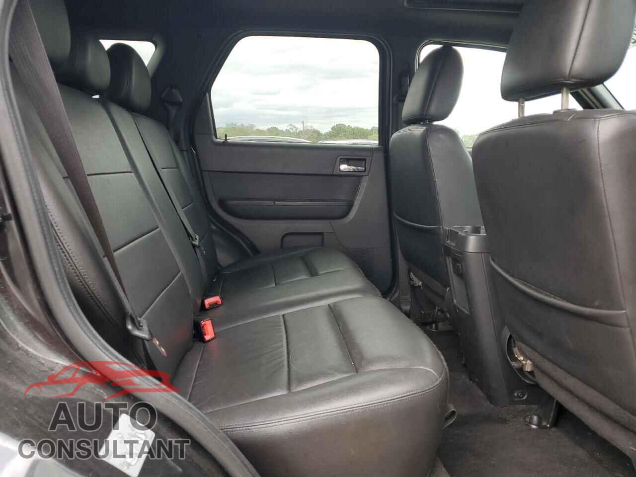 FORD ESCAPE 2011 - 1FMCU9EG1BKA03651