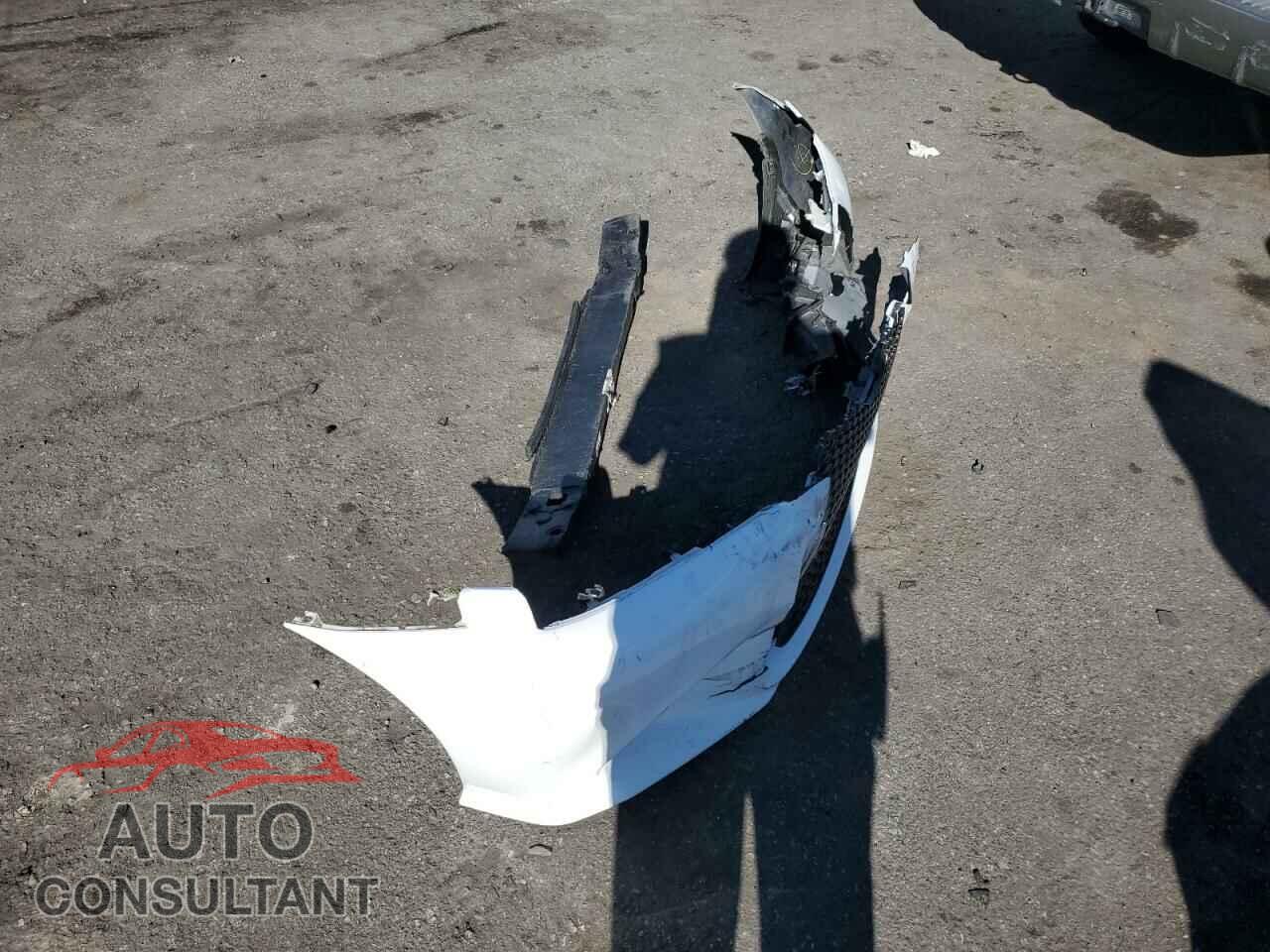 LEXUS IS 2015 - JTHBE1D21F5022756