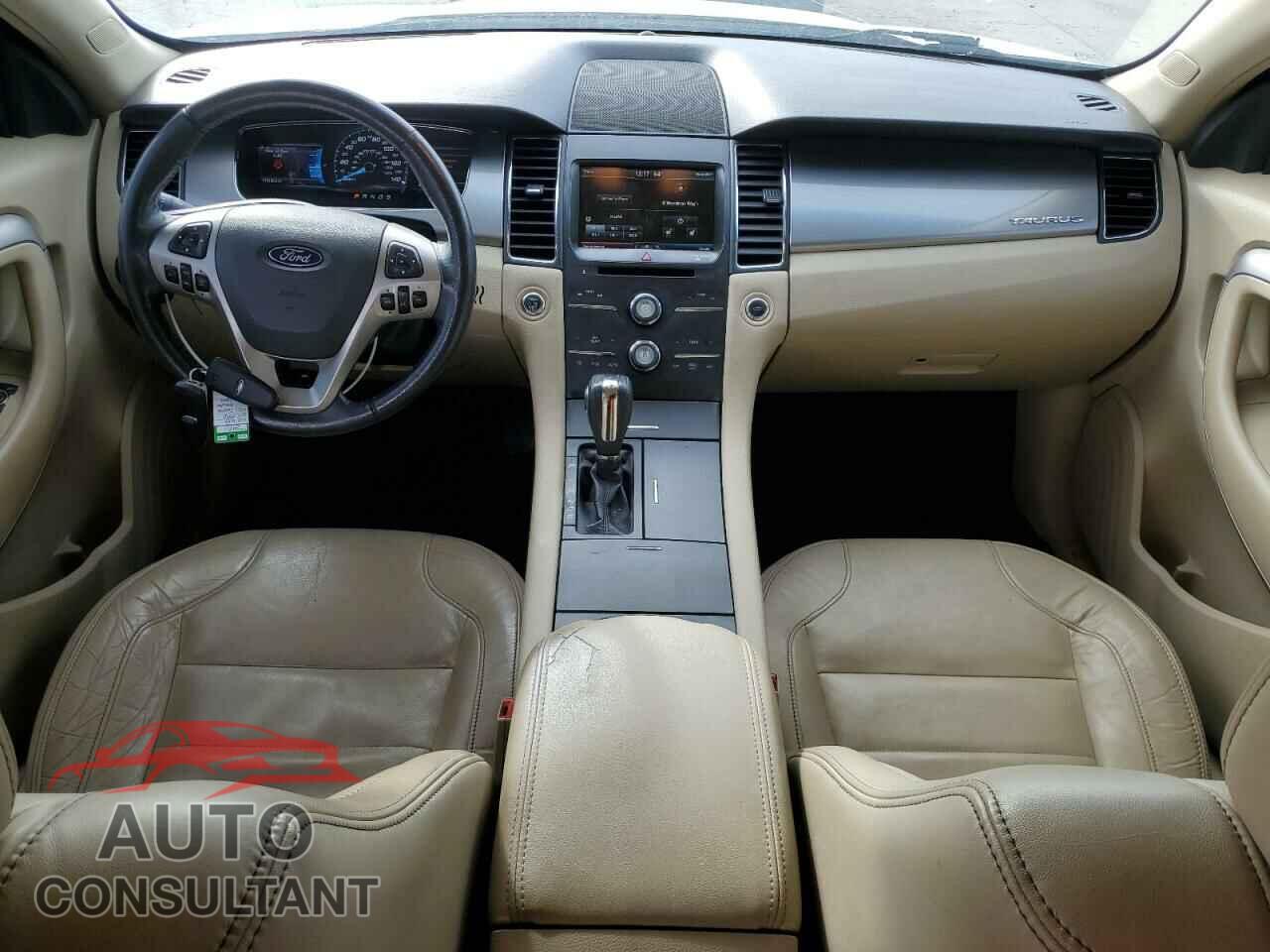 FORD TAURUS 2015 - 1FAHP2E82FG133406