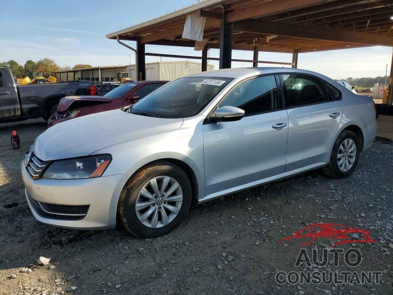 VOLKSWAGEN PASSAT 2012 - 1VWAH7A38CC087497