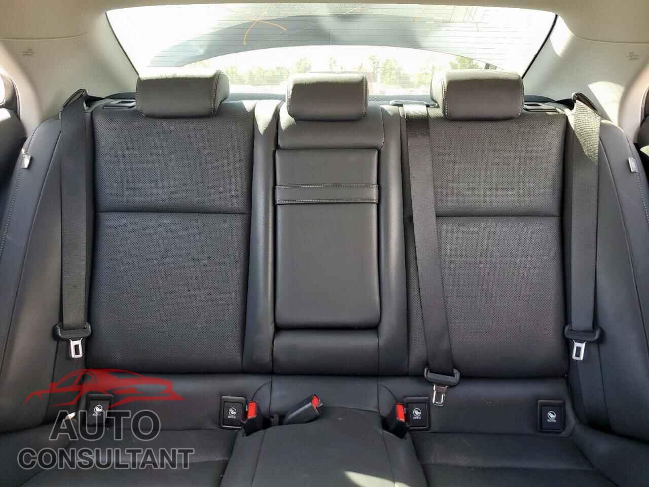 LEXUS IS 2014 - JTHBF1D29E5041860