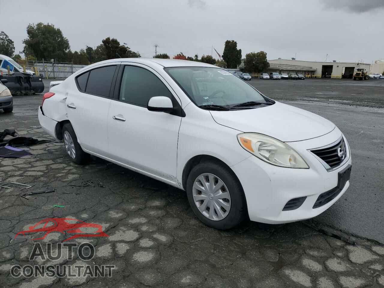 NISSAN VERSA 2014 - 3N1CN7AP6EK446188