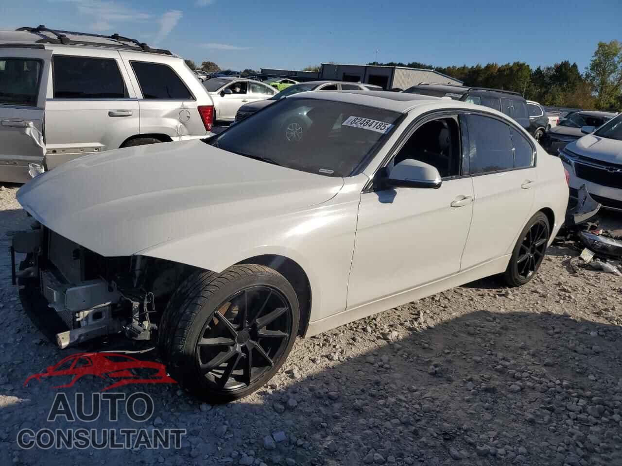 BMW 3 SERIES 2015 - WBA3C3G51FNT51595