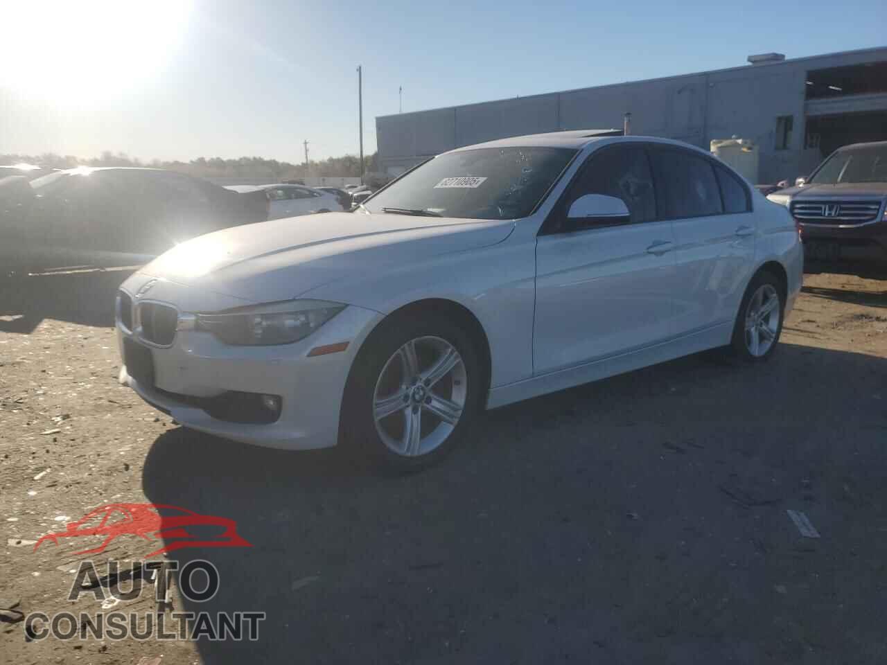 BMW 3 SERIES 2013 - WBA3B5C58DJ598542