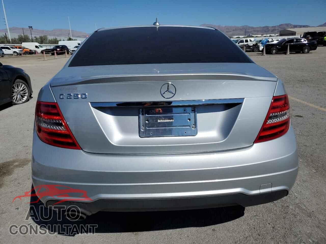 MERCEDES-BENZ C-CLASS 2014 - WDDGF4HB3EA964982