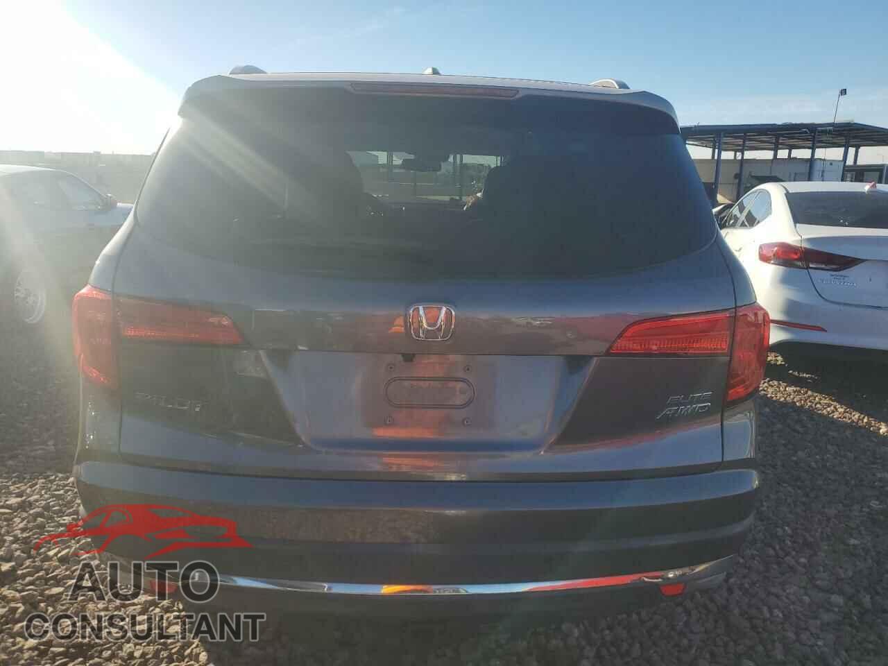 HONDA PILOT 2016 - 5FNYF6H03GB038634