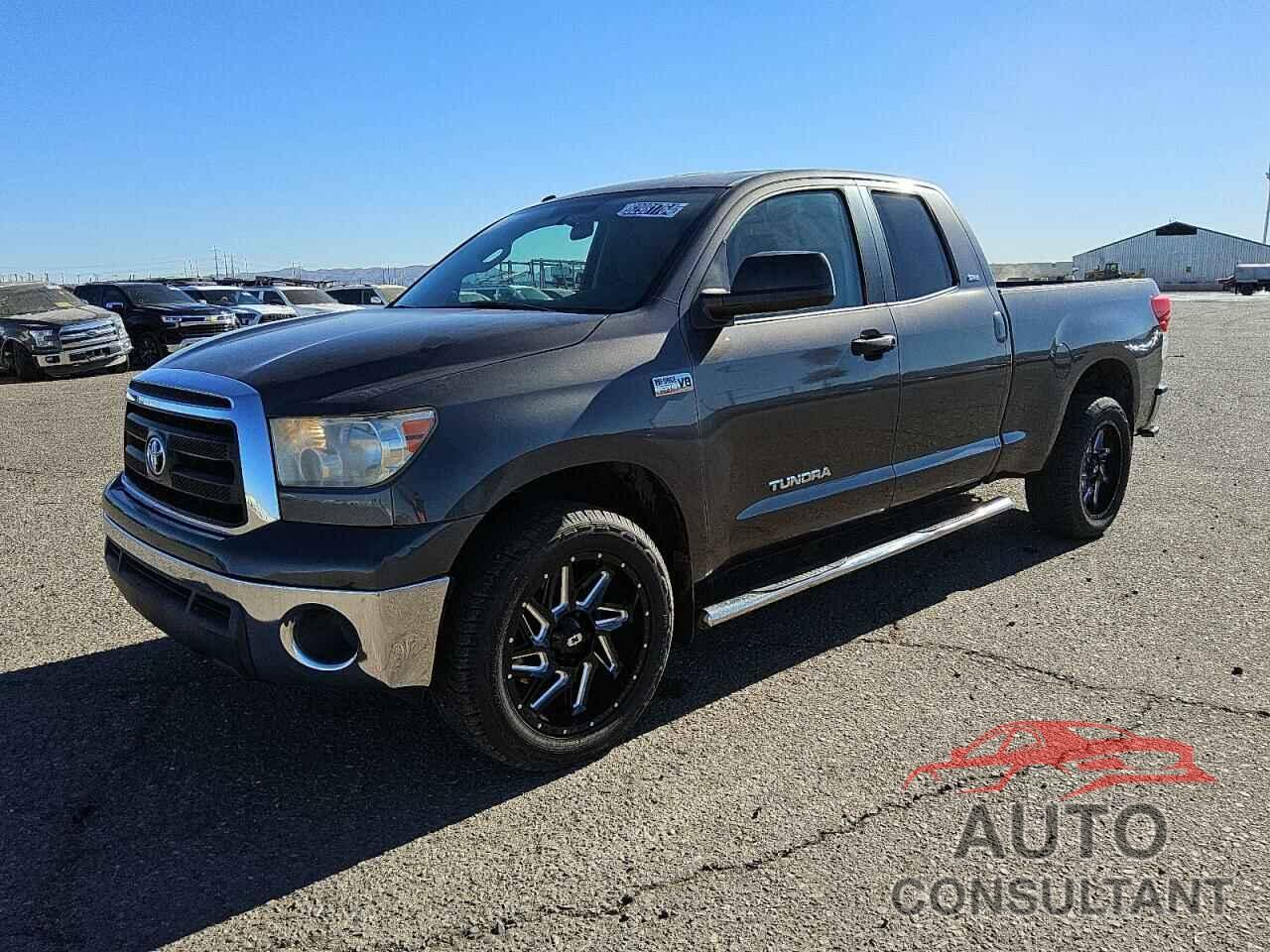 TOYOTA TUNDRA 2011 - 5TFRY5F18BX102959