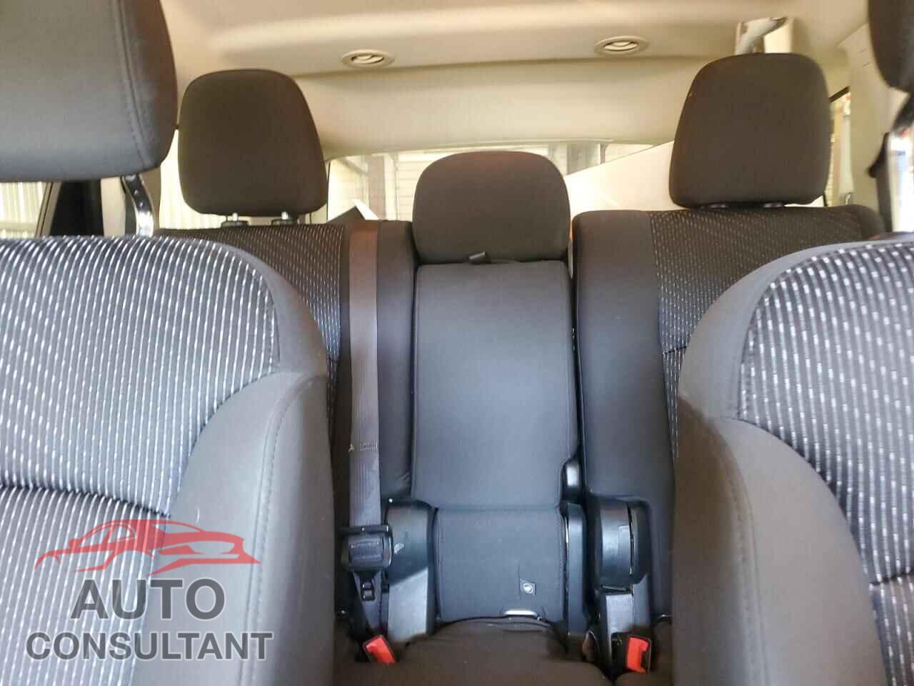 DODGE JOURNEY 2018 - 3C4PDCAB5JT447416