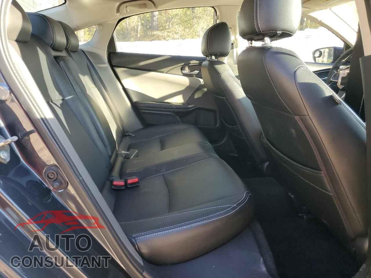 HONDA CIVIC 2017 - 2HGFC2F89HH556942