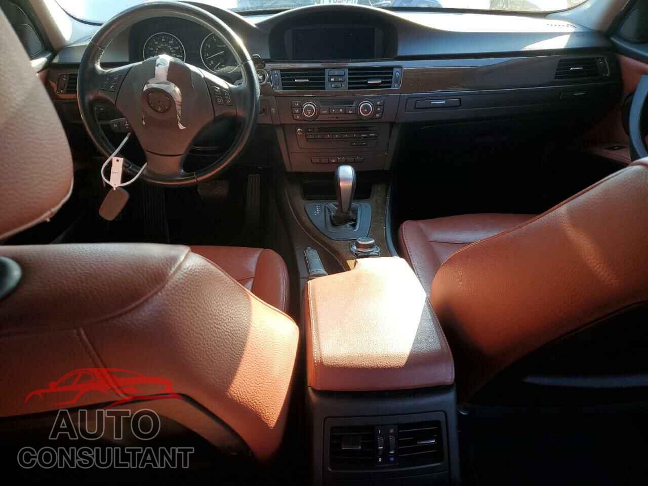 BMW 3 SERIES 2011 - WBAPH7C51BE680047