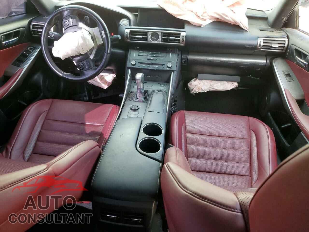 LEXUS IS 2016 - JTHBA1D22G5020429