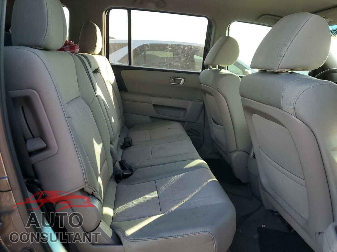 HONDA PILOT 2012 - 5FNYF3H4XCB020031