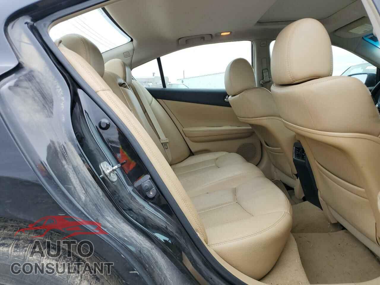 NISSAN MAXIMA 2011 - 1N4AA5APXBC858576