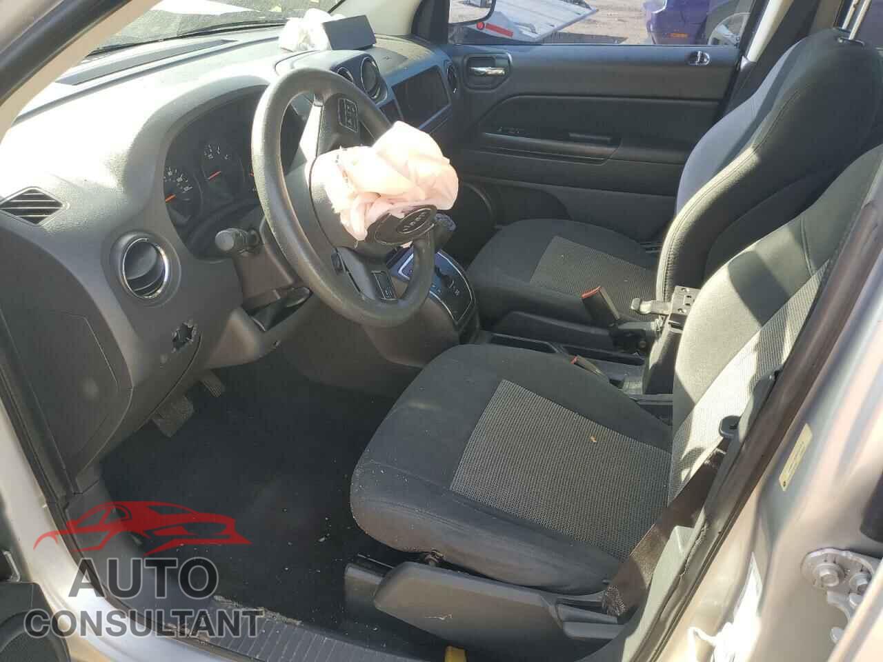 JEEP COMPASS 2011 - 1J4NF1FB3BD227515