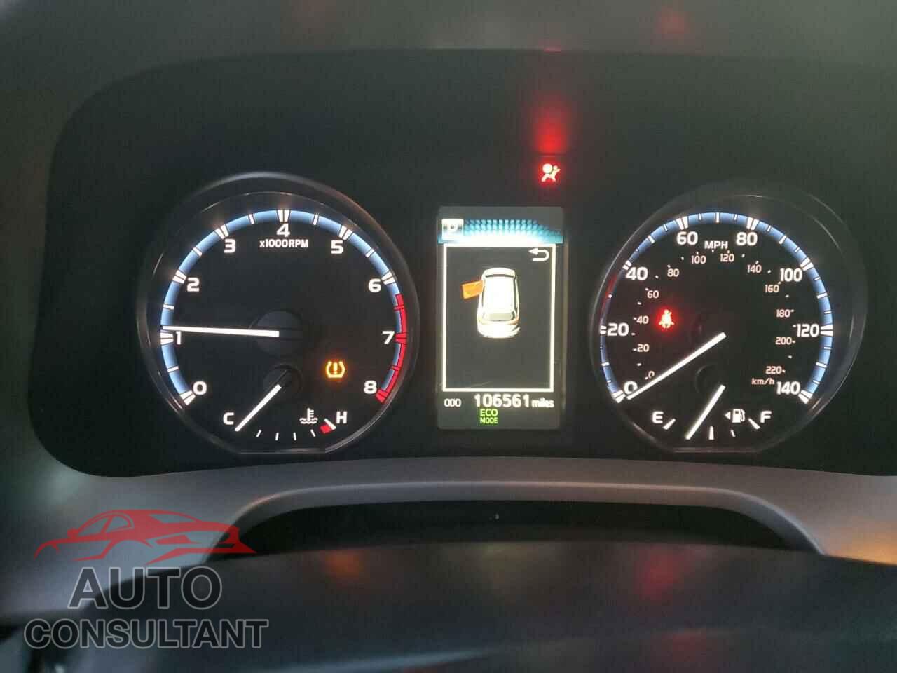 TOYOTA RAV4 2017 - 2T3RFREV8HW595914